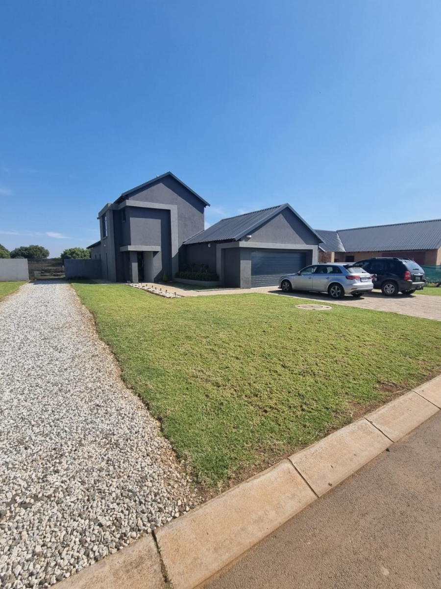 4 Bedroom Property for Sale in La Camargue Private Country Estate North West